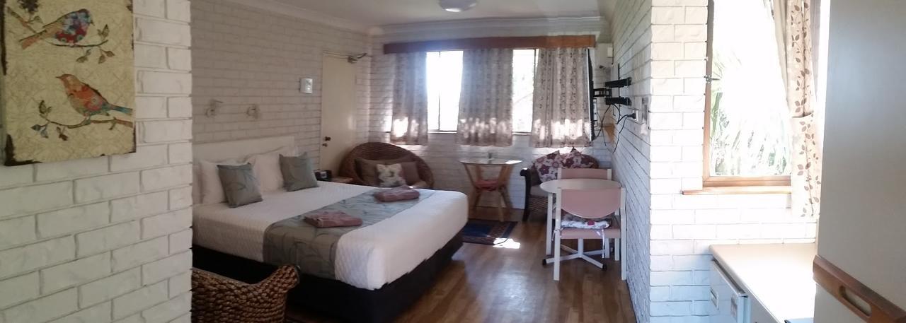 Holland Park Motel Brisbane Ngoại thất bức ảnh