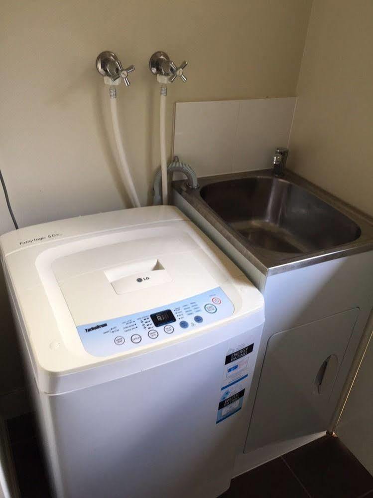 Holland Park Motel Brisbane Ngoại thất bức ảnh