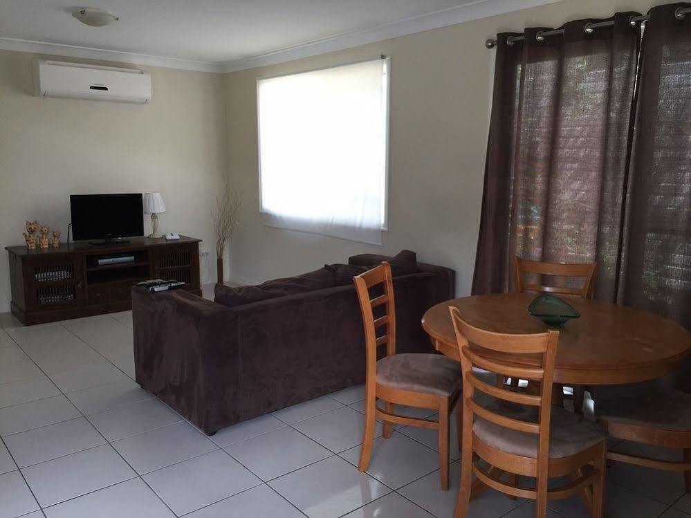 Holland Park Motel Brisbane Ngoại thất bức ảnh