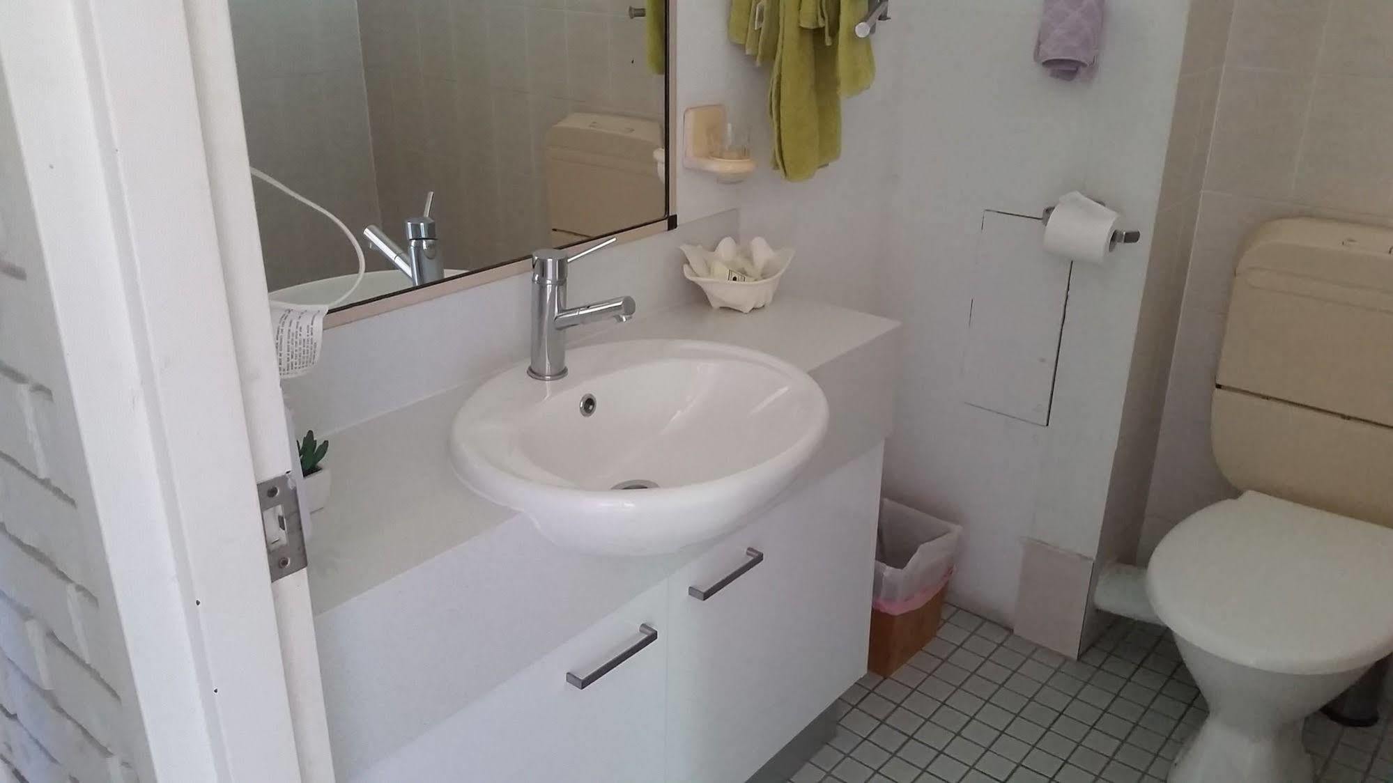 Holland Park Motel Brisbane Ngoại thất bức ảnh