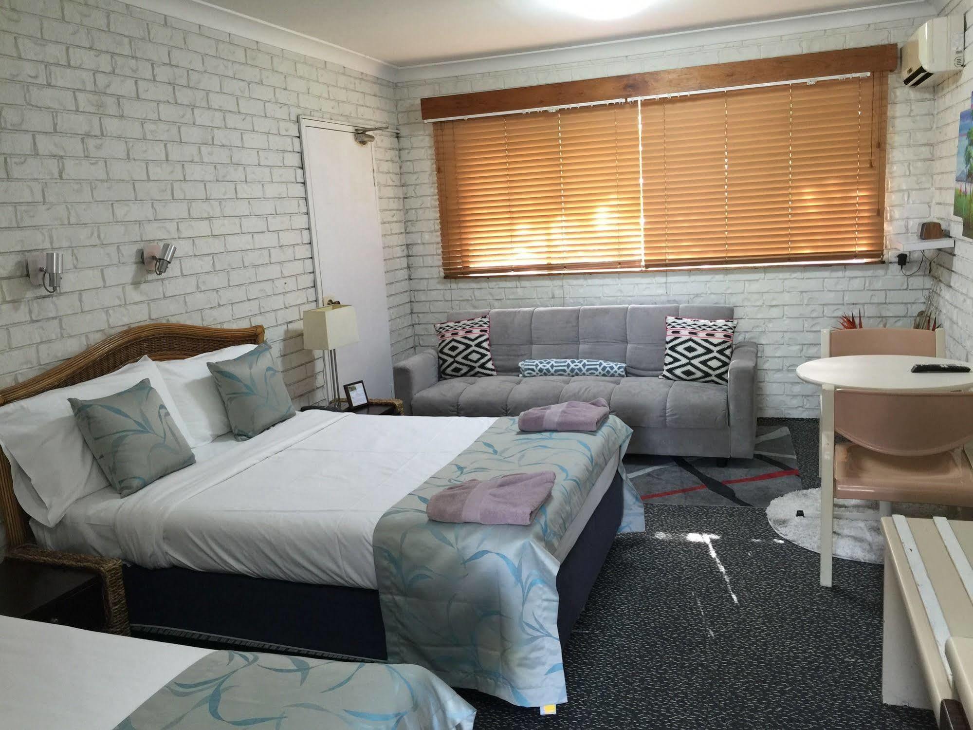 Holland Park Motel Brisbane Ngoại thất bức ảnh