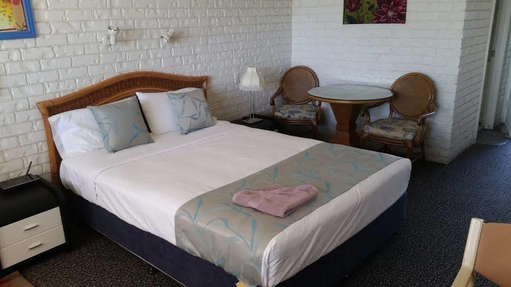 Holland Park Motel Brisbane Ngoại thất bức ảnh